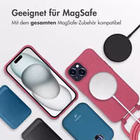 imoshion Color Backcover mit abnehmbarem Handykette und MagSafe Apple iPhone 15 - Raspberry