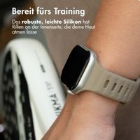 imoshion Active Sport Silikonarmband für die Apple Watch Series 1-10 / SE / Ultra (2) (44/45/46/49 mm) - Braun