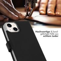 Selencia Echtleder Klapphülle für das iPhone 14 - Schwarz