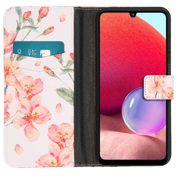 imoshion Design TPU Klapphülle für das Samsung Galaxy A33 - Blossom Watercolor