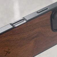 Woodcessories Bumper Case MagSafe für das iPhone 16 - Walnut