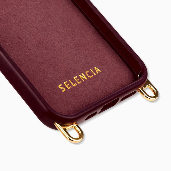 Selencia Rivièra Backcover mit MagSafe mit abnehmbaren Haken iPhone 12 / 12 Pro - Bold Burgundy