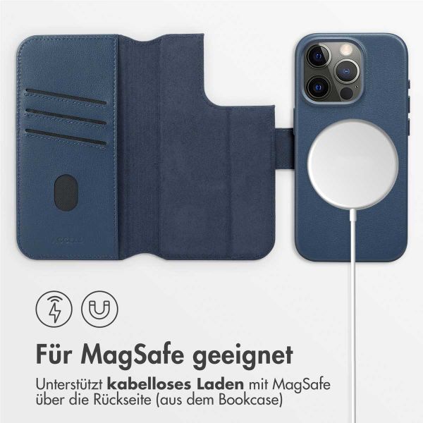 Accezz 2-in-1 Klapphülle aus Leder mit MagSafe für das Apple iPhone 15 Pro - Nightfall Blue