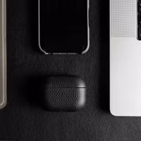 Accezz Echtes Leder Case Apple AirPods Pro - Schwartz