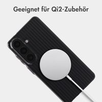 Accezz Lite Backcover mit MagSafe | Fluted | Samsung Galaxy S26 - Schwarz