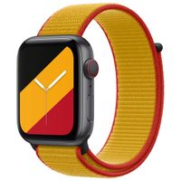 Apple Sport Loop Armband für das  Apple Watch Series 1 t/m 11 / SE / Ultra (44/45/46/49 mm) - Belgium