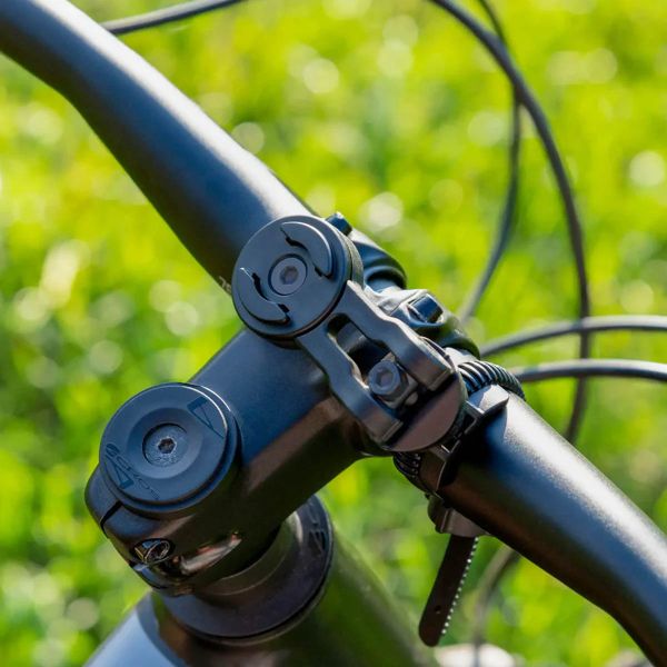 SP Connect ﻿Universal Bike Mount - Handyhalterung fürs Fahrrad für SP Connect-Hüllen - Schwarz