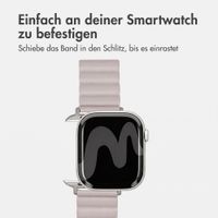 imoshion Magnetisches Kunstlederarmband für Apple Watch | 44/45/46/49 mm - Beige