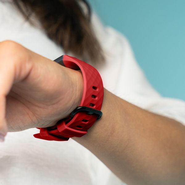 imoshion Silikonband für die Fitbit Charge 3 / 4 - Rot