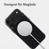 Accezz Lite Backcover mit MagSafe | Fluted | Apple iPhone 18 Pro Max / 17 Pro Max - Schwarz