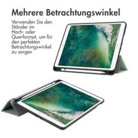 imoshion Trifold Klapphülle für das iPad 6 (2018) 9.7 Zoll / iPad 5 (2017) 9.7 Zoll / Air 2 (2014) / Air 1 (2013) - Hellgrün