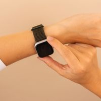 imoshion Nylonarmband für das  Apple Watch Series 1 t/m 9 / SE (38/40/41 mm) | Series 10 / 11 (42 mm) - Army Green