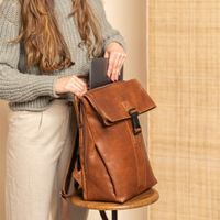 The Chesterfield Brand Savona Laptop Rucksack 15-15.6 Zoll - Echtes Leder - Cognac