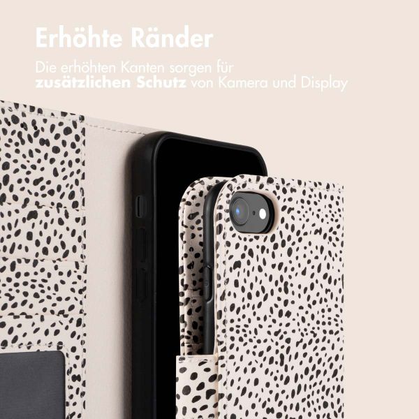 imoshion Design Klapphülle iPhone SE (2022 / 2020) / 8 / 7 / 6(s) - Desert Dots