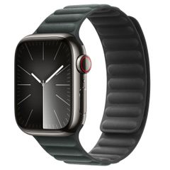 Apple Armband mit Magnetverschluss FineWoven für das  Apple Watch Series 1 t/m 9 / SE (38/40/41 mm) | Series 10 / 11 (42 mm) - Größe M/L - Evergreen