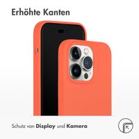 Accezz Liquid Silikoncase mit MagSafe für das Apple iPhone 14 Pro - Nektarine