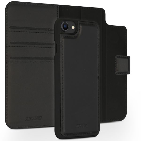 Accezz Premium Leather 2 in 1 Klapphülle für das iPhone SE (2022 / 2020) / 8 / 7 / 6(s) - Schwarz