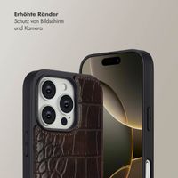 Selencia Nova Croco HandyHülle mit Kordel und Kartenhalter Apple iPhone 16 Pro - Choco Brown