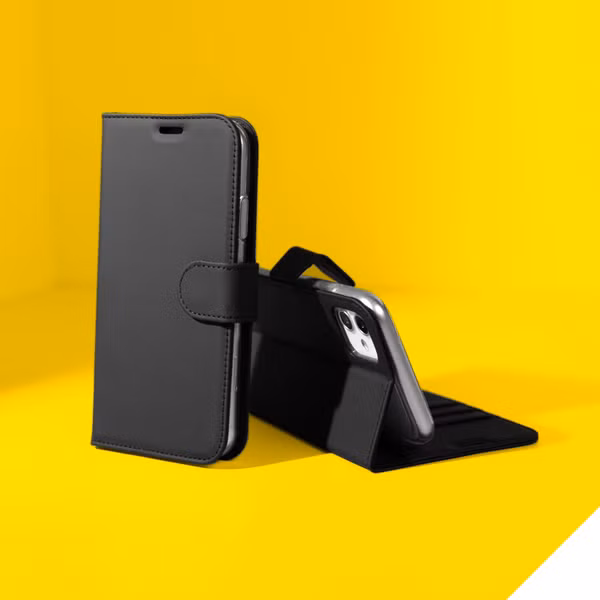 Accezz Wallet TPU Klapphülle Apple iPhone 11 Pro Max - Schwarz