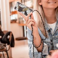 imoshion Design Hülle mit Band für das Samsung Galaxy A40 - Glamour Botanic