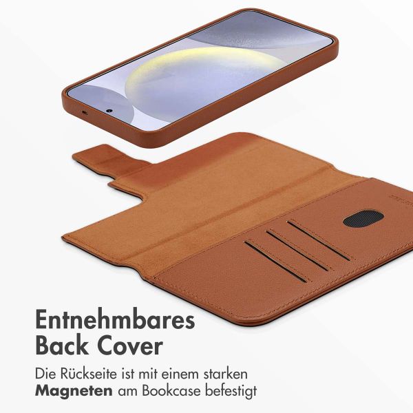 Accezz 2-in-1 Klapphülle aus Leder mit MagSafe für das Samsung Galaxy S25 Plus - Sienna Brown