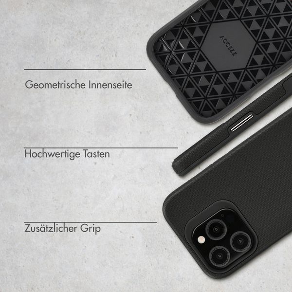 Accezz Tough Back Cover mit MagSafe Apple iPhone 15 Pro - Schwarz