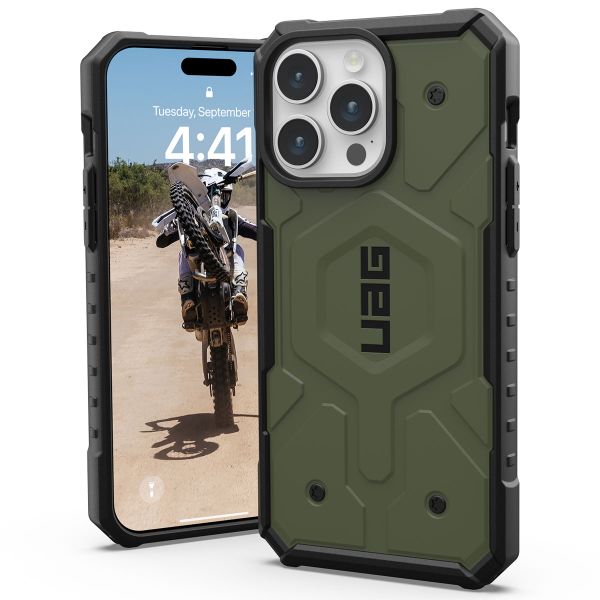 UAG Pathfinder Case MagSafe für das iPhone 15 Pro Max - Olive Drab