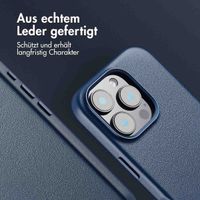 Accezz MagSafe Leather Backcover für das Apple iPhone 16 Pro - Nightfall Blue