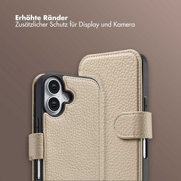 Selencia Riva Bookcase mit MagSafe und Handgelenkband Apple iPhone 17 - Beige