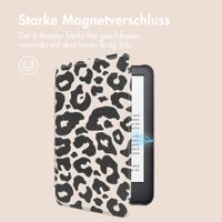 imoshion Design Slim Hard Case Sleepcover für das Amazon Kindle (2024) / Amazon Kindle (2022) 11th gen - Leopard