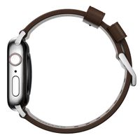 Nomad Modernes Lederarmband für die Apple Watch Series 1 bis 10 / SE / Ultra (2) (44/45/46/49 mm) - Braun/Silber