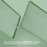 Accezz Liquid Silicone Back Cover Apple iPad 9 (2021) 10.2 Zoll / iPad 8 (2020) 10.2 Zoll / iPad 7 (2019) 10.2 Zoll - Hellgrün
