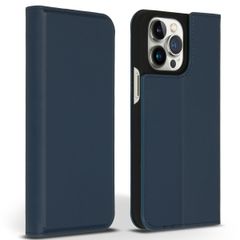 Accezz Premium Leather Slim Klapphülle Apple iPhone 14 Pro Max - Dunkelblau
