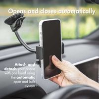 Accezz Handyhalterung Auto für das iPhone 6s - universell - Windschutzscheibe - schwarz