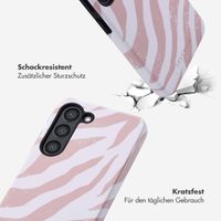 Selencia Vivid Tough Back Cover für das Samsung Galaxy S23 - Colorful Zebra Old Pink