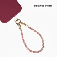 Selencia Rivièra MagSafe Backcover mit abnehmbaren Haken für das Apple iPhone 17 Pro - Bold Burgundy + Sorbet Pop Handykette - Pink