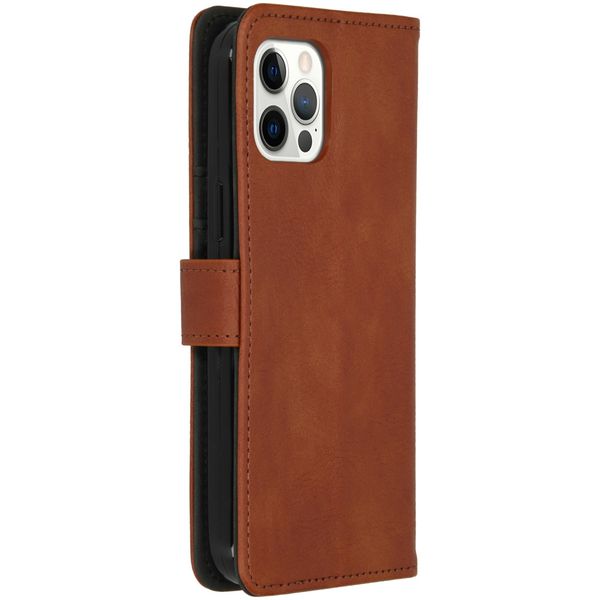 imoshion Luxuriöse Klapphülle Apple iPhone 12 (Pro) - Braun