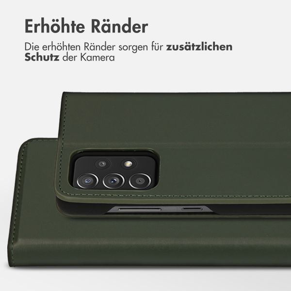 Accezz Premium Leather Slim Klapphülle für das Samsung Galaxy A52(s) (5G/4G) - Grün