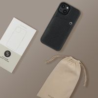 Selencia Riva Back Cover mit Kartenfach Apple iPhone 14 / 13 - Schwarz