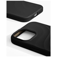iDeal of Sweden Soft Swirl Silicone MagSafe Hülle Apple iPhone 17e / 16e / 15 / 14 / 13 - Velvet Black
