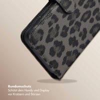 Selencia Sabi Klapphülle mit Leopardenmuster Samsung Galaxy A55 - Midnight Black