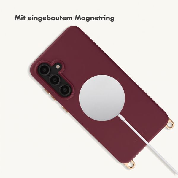 Selencia Rivièra Backcover mit MagSafe mit abnehmbaren Haken Samsung Galaxy S24 FE - Bold Burgundy