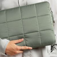 Selencia Puffy Laptop Hülle 15-16 Zoll - Laptop Sleeve - Sage Green