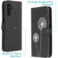 imoshion Design TPU Klapphülle für das Samsung Galaxy A13 (5G) / A04s - Dandelion