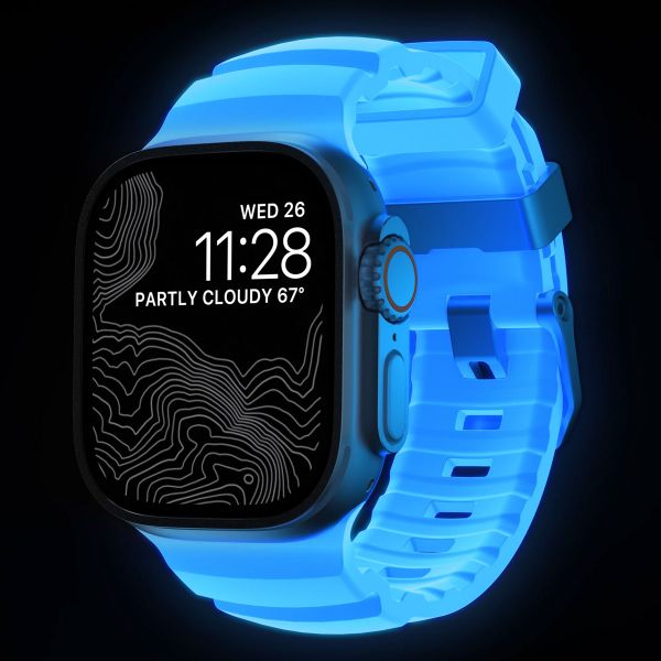 Nomad Rocky Point Armband für das  Apple Watch Series 1 t/m 11 / SE / Ultra (44/45/46/49 mm) - Icy Blue Glow TItanium