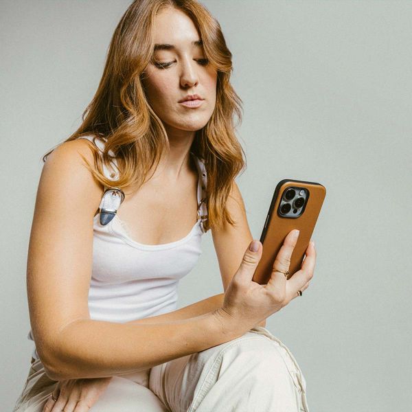 Nomad Modern Leather Case mit MagSafe Apple iPhone 16 Pro Max - English Tan