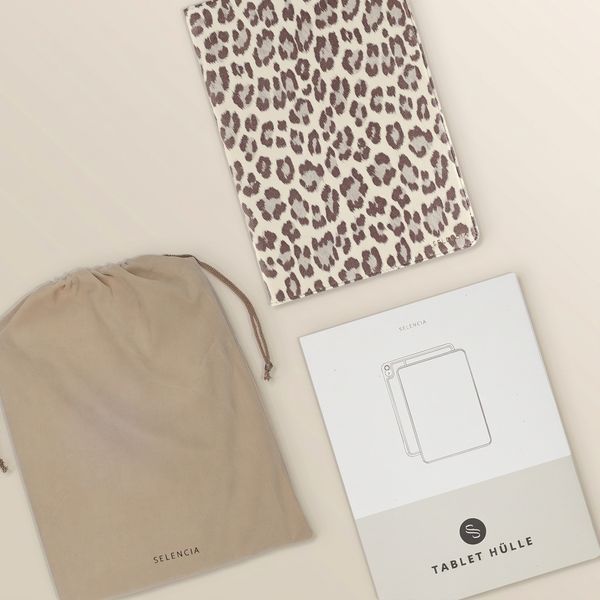 Selencia Sabi Klapphülle mit Leopardenmuster Samsung Galaxy Tab S11 - Soft Ivory