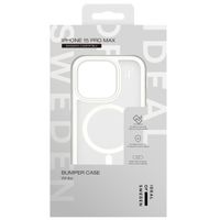 iDeal of Sweden Bumper Case MagSafe für das iPhone 15 Pro Max - Cloudy White