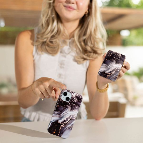 Selencia Vivid Powerbank 5.000 mAh - MagSafe und Qi2 - Schwarz / Chic Marble Black