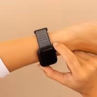 imoshion Nylonarmband für das  Apple Watch Series 1 t/m 9 / SE (38/40/41 mm) | Series 10 / 11 (42 mm) - Ash Green